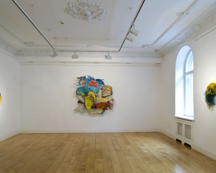 Cardboard, oil pastel, lacquered, 156 x 164 x 24,5 cm, 61, 4 x 64, 6 x 9, 6 in., 2011